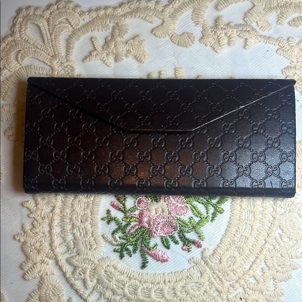 GUC Gucci Brown Monogram Sunglass Case Authentic - Picture 4 of 9
